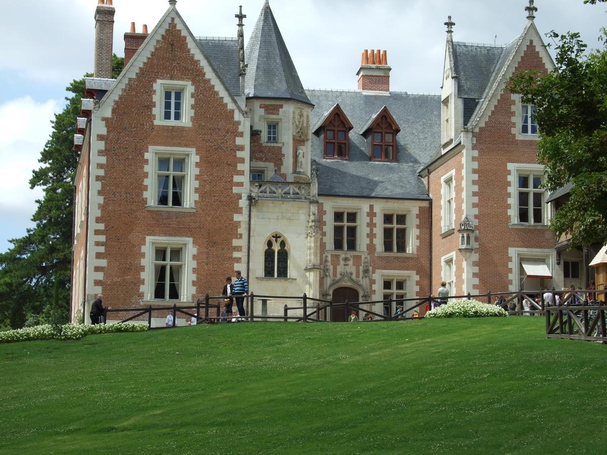 Gite-Civray-De-Touraine Maison De Denise Exterior photo